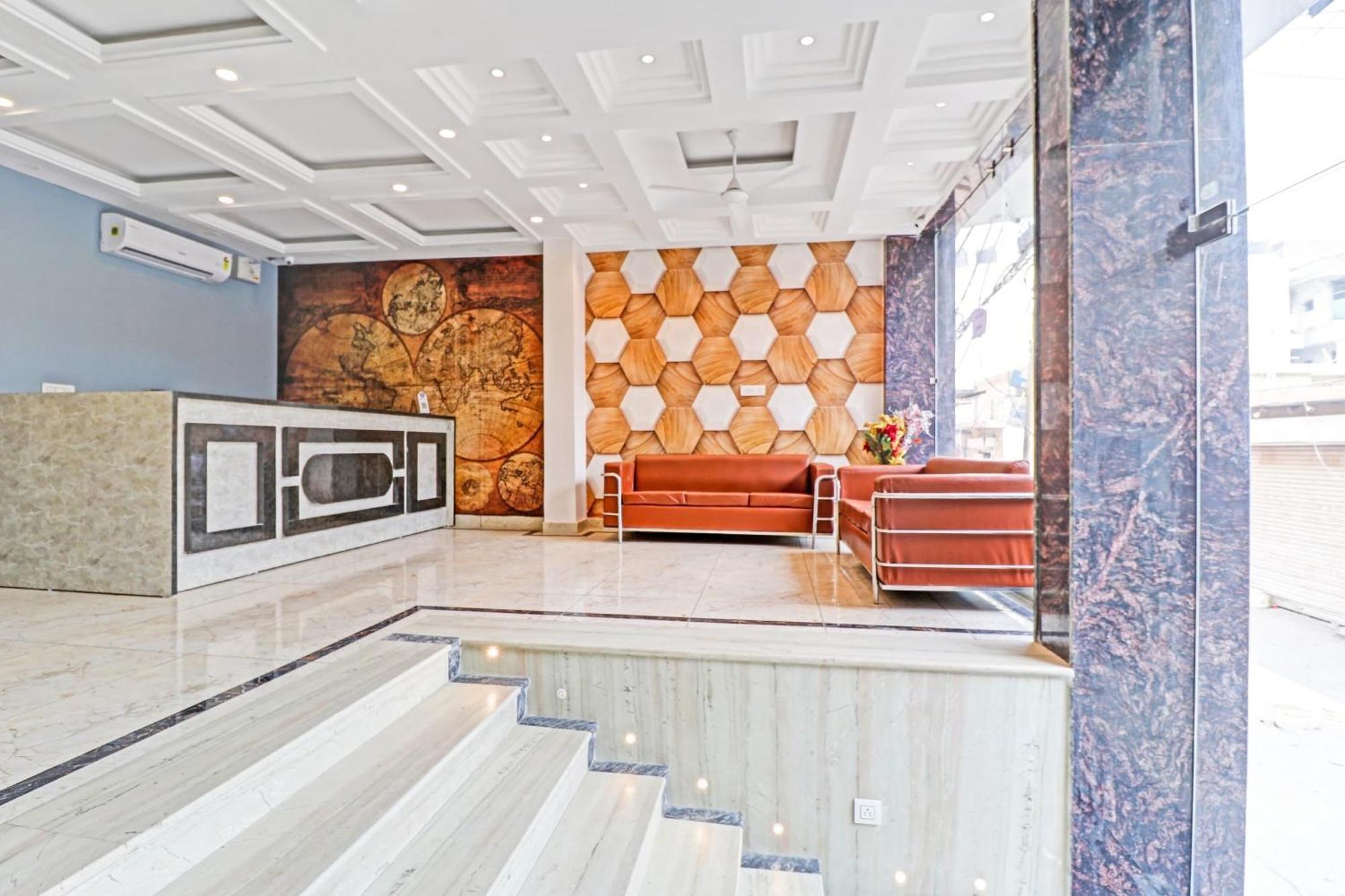 Townhouse Tark Inn New Delhi Eksteriør billede